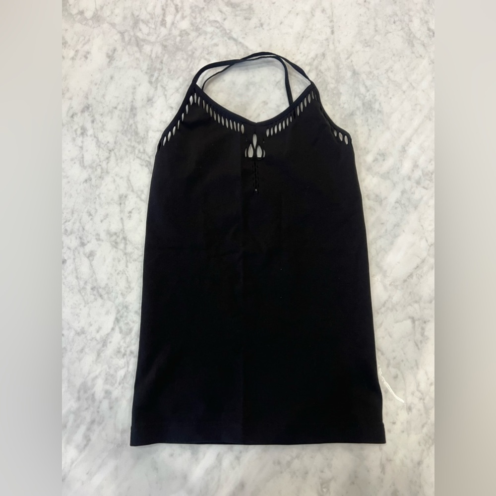 NWOT CARBON 38 Tank 🖤
